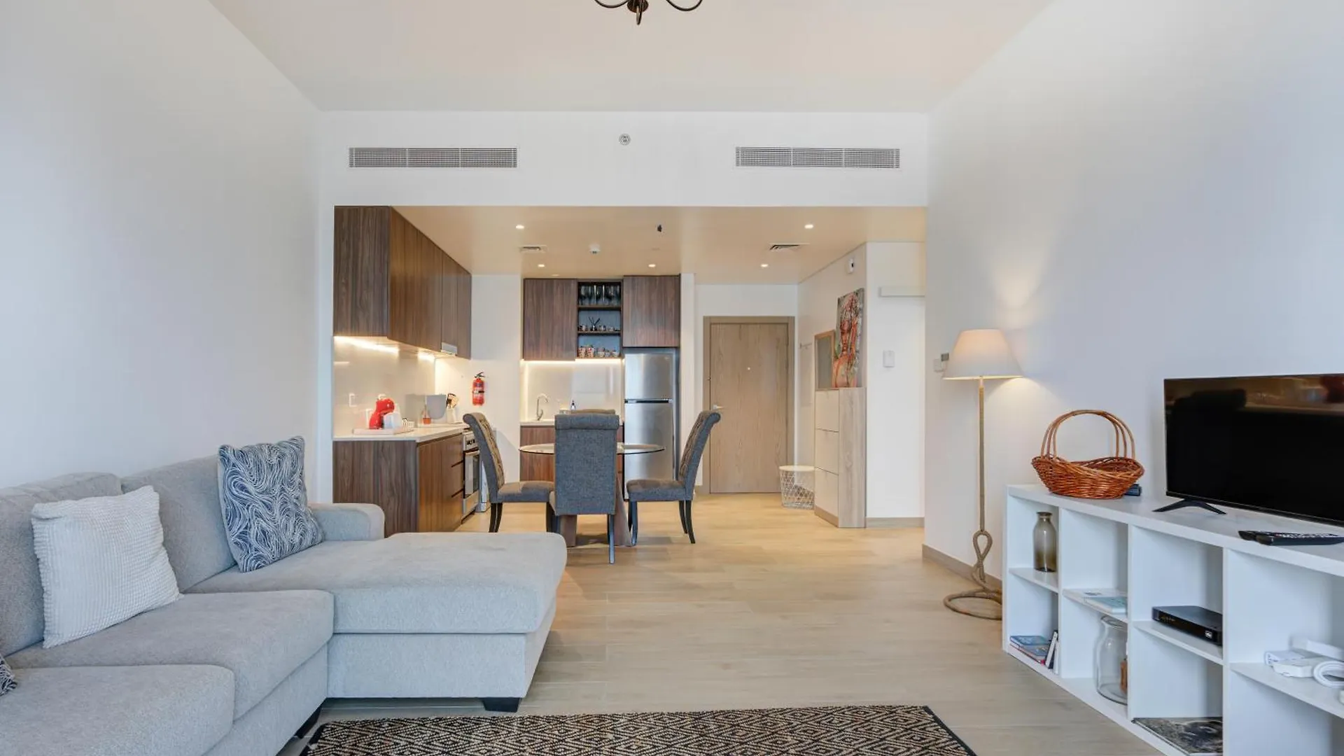 Lejlighed Trophy - Serene Abode Near The Coast Dubai