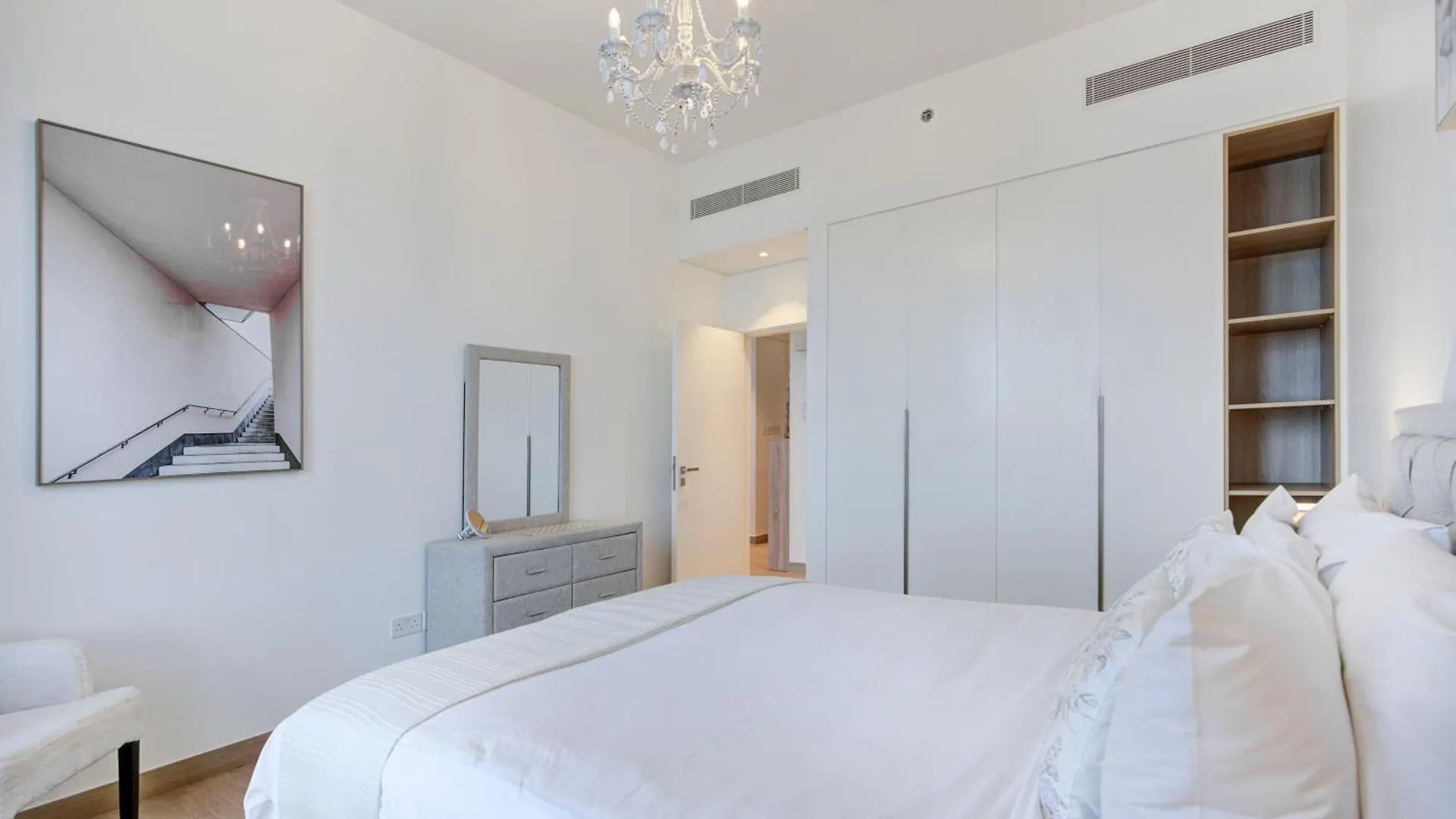 Trophy - Serene Abode Near The Coast Dubai